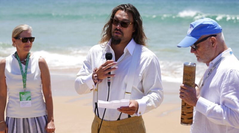 Actor Jason Momoa among those telling tourists not to visit Maui